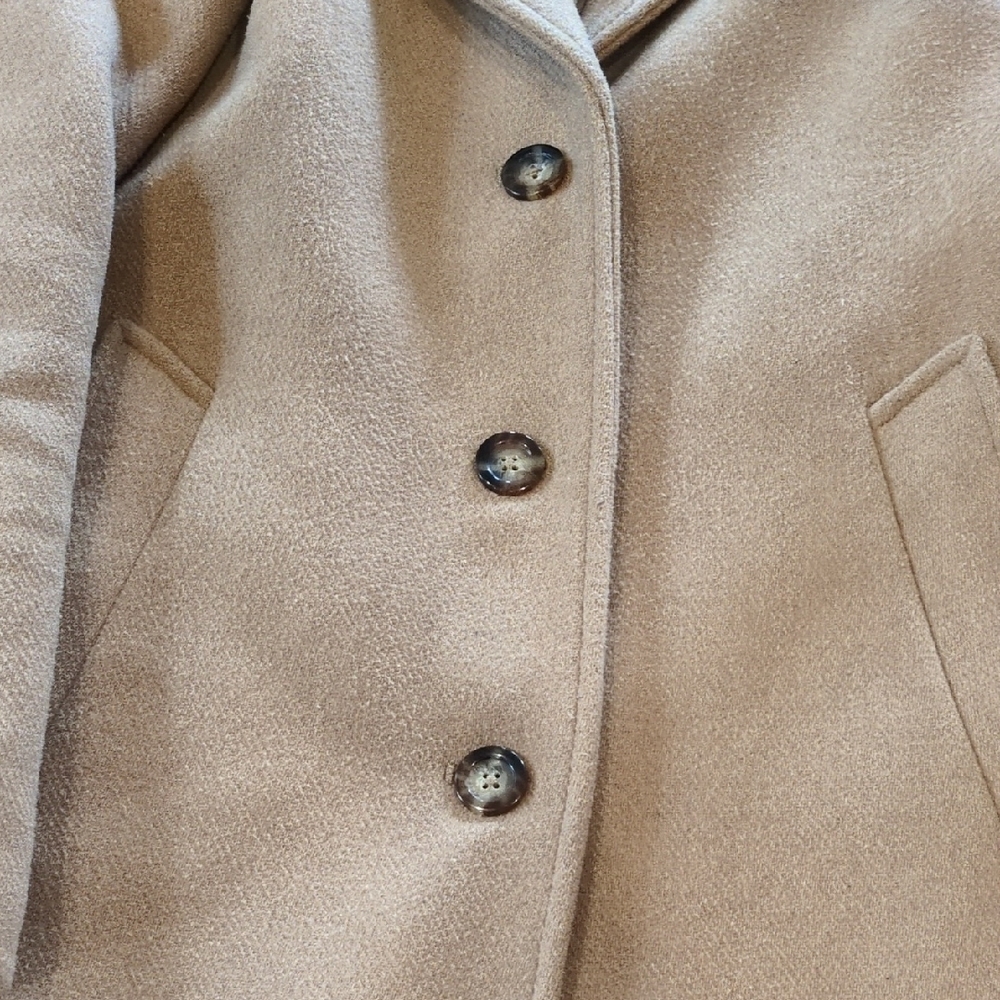 Abercrombie & Fitch Classic Tan Trench Coat - Picture 9 of 14